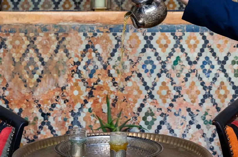 Sips of the Street: Morocco’s Coffee and Tea Vendors at Every Corner